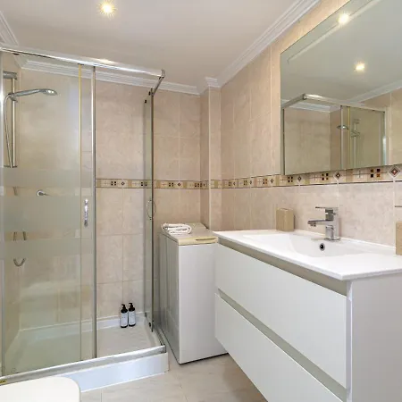 Beachfront With La Concha Views Marbella